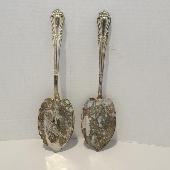 Set of 2 Vintage Silver Tone Serving Pieces Flatware Pie Cake Serve Fancy Formal - Picture 1 of 4